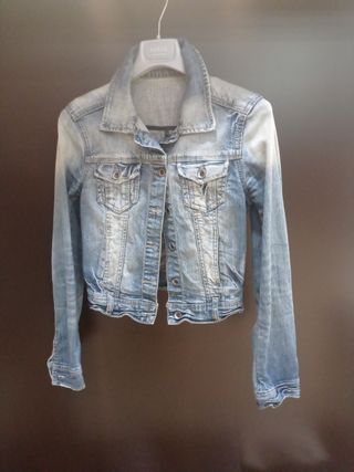 Cazadora vaquera desgastada juvenil