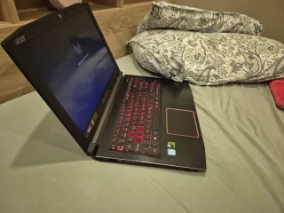 Acer Predator Helios 300