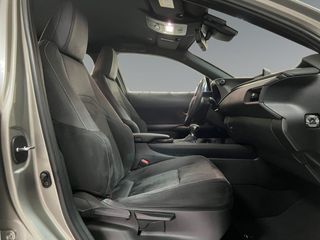 Lexus UX 2.0 250h Premium