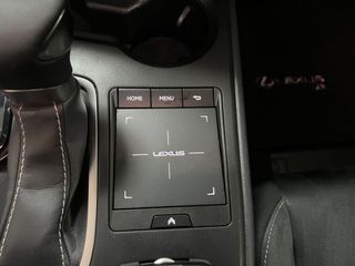 Lexus UX 2.0 250h Premium