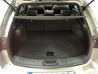 Lexus UX 2.0 250h Premium