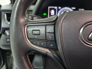 Lexus UX 2.0 250h Premium