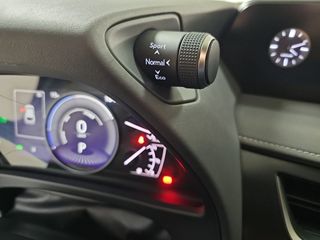 Lexus UX 2.0 250h Premium