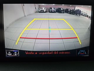 Lexus UX 2.0 250h Premium