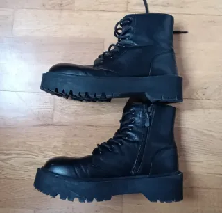 Botas militares Pull&Bear T-38 negras