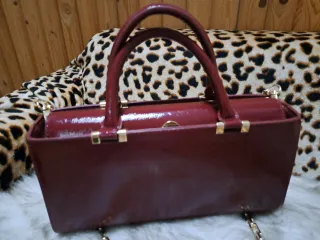 Bolso Zara ,Burdeos,Acharolado Cadena Dorada