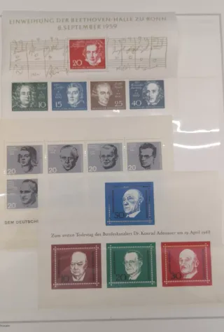 Raccoglitore francobolli 22 anelli marini