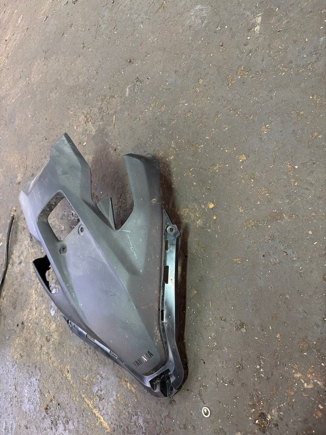 Tapa interior pantalla Yamaha T-Max 560 2023