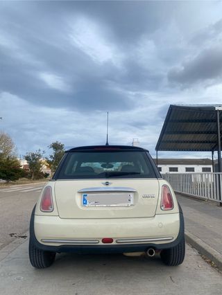 MINI Cooper 2005