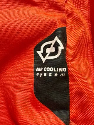 2 Mochilas Quechua 40L Naranja y Negra