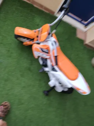 Moto a batería KTM estilo Motocross