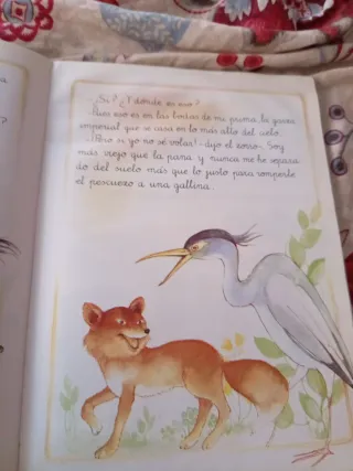 4 cuentos. 71 páginas. Letra cursiva grande