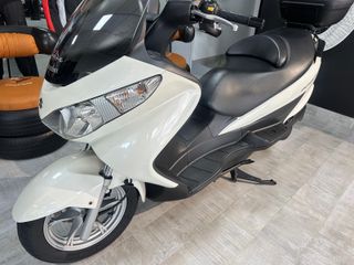 Suzuki Burgman 125
