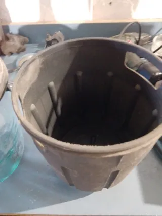 Garrafa de vino con tapón32cm de alto por 18cm de