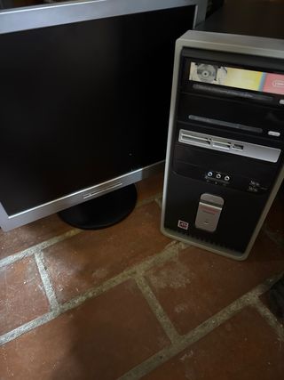 Ordenador Compaq Presario para piezas