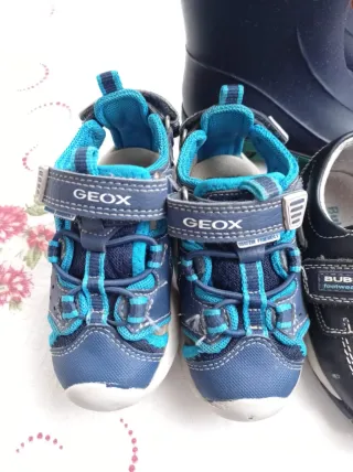 Lote zapatos niño. Talla 24