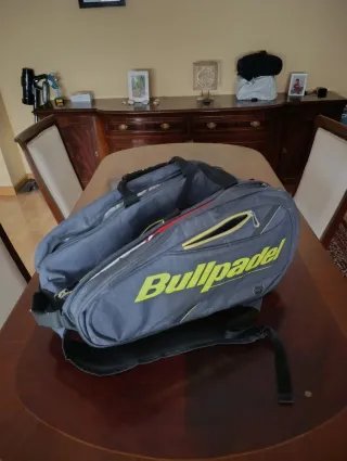 Paletero Bullpadel 2 compartimentos