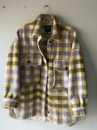 Abrigo Zara cuadros multicolor