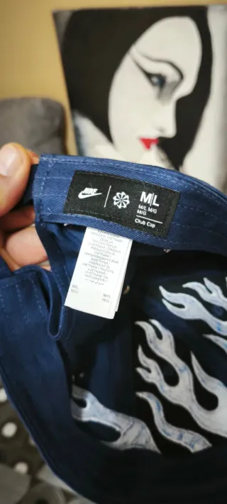 Gorra Nike Llamas Azul y Blanco