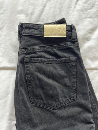 Vaqueros Stradivarius negros