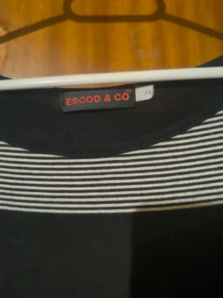 Camiseta de rayas casual