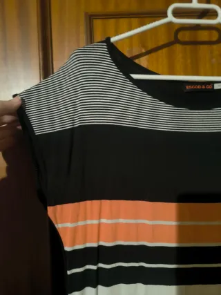 Camiseta de rayas casual