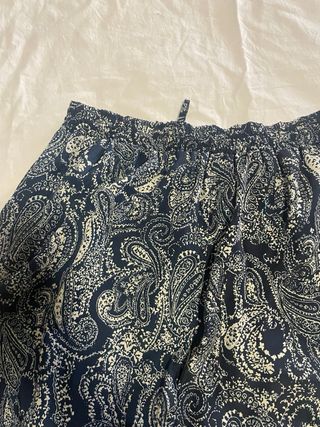 Pantalón fluido estampado paisley