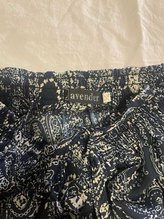 Pantalón fluido estampado paisley