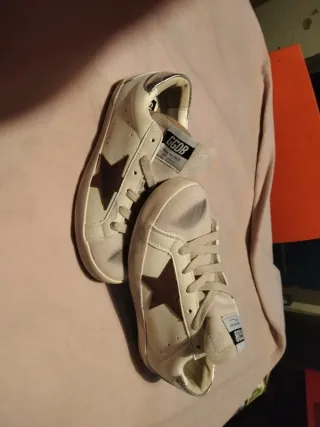 Golden Goose Bambas Blancas con Estrella Dorada