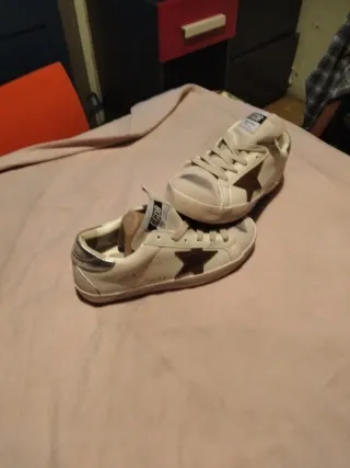 Golden Goose Bambas Blancas con Estrella Dorada