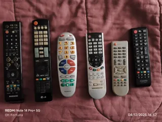 Mandos a distancia TV universales y marcas