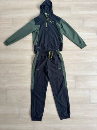 Chándal Emporio Armani Negro y Verde