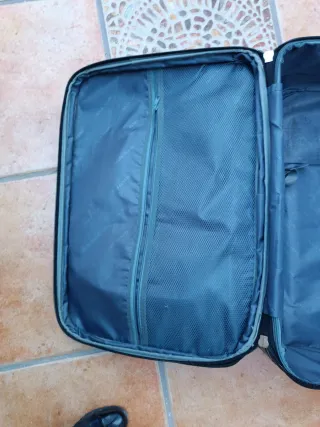 Maleta Delta gris 60x45x25