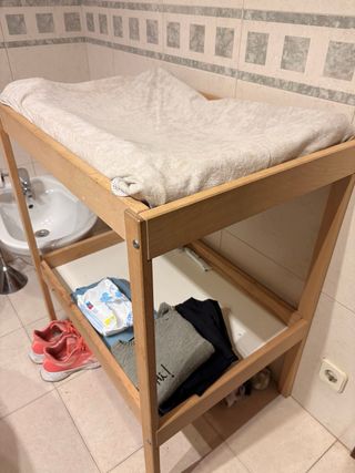 Cambiador IKEA madera