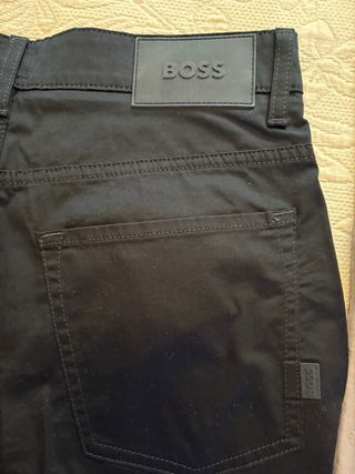 Pantalón Boss Delaware Slim Fit Gris