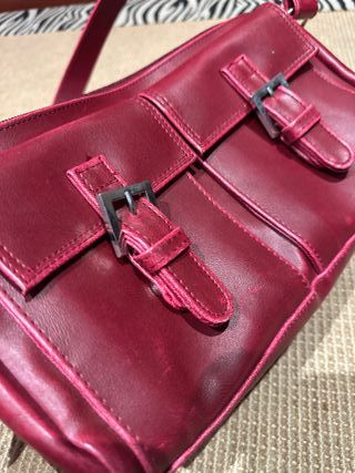 Bolso piel Destroy fucsia