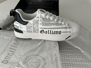 Zapatillas John Galliano T. 42 NUEVAS