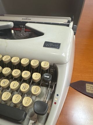 Máquina de escribir Adler Tippa años 60 vintage
