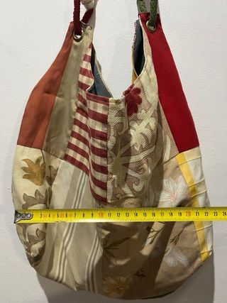 3 Bolsos de tela ,con detalles