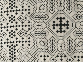 Fular estampado geométrico