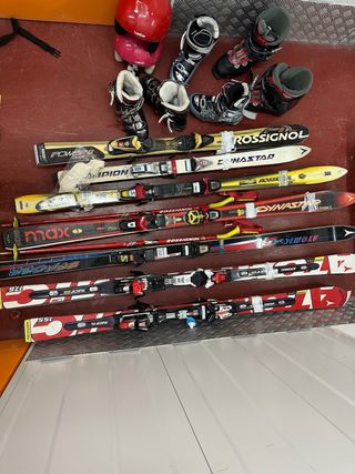 Esquís y botas de esquí escucho ofertas