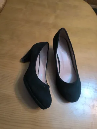 Zapatos de tacón negros