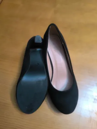 Zapatos de tacón negros