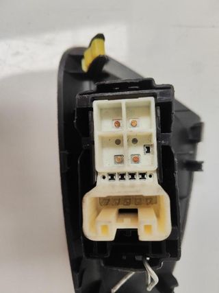 Toyota mando elevalunas del der aygo x-play 218280