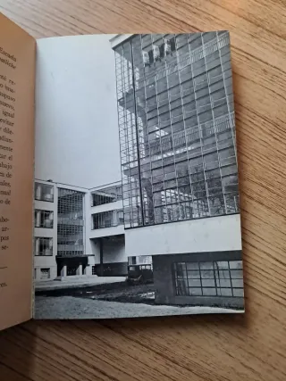 La nueva arquitectura y la bauhaus