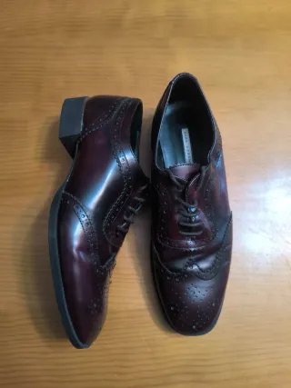 Zapatos de vestir granates