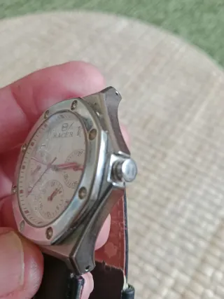 Reloj Racer plateado y negro