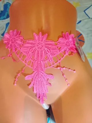 Tanga sexy encaje rosa perlas