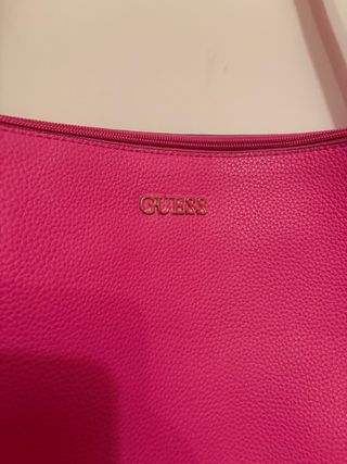 Bolso Guess Fucsia
