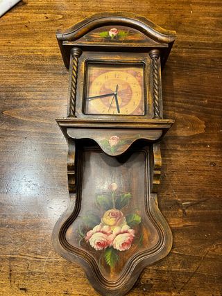 Orologio da parete in legno